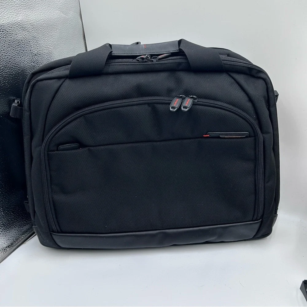 Black Samsonite Travel Briefcase Bag - Professional Laptop Carryall